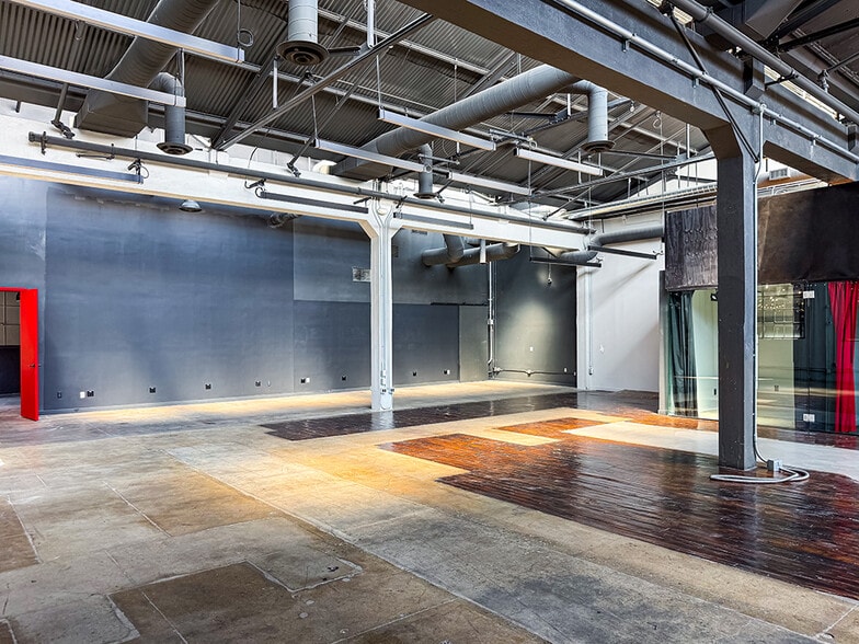 More Photos Of 1726-1756 N Spring St, Los Angeles Warehouse For Lease