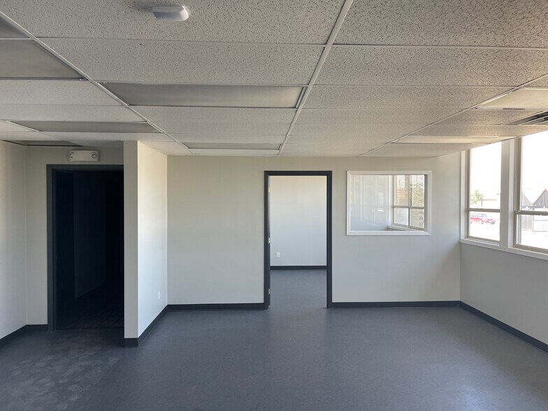 More Photos Of 4320 E Trent Ave, Spokane Warehouse For Lease