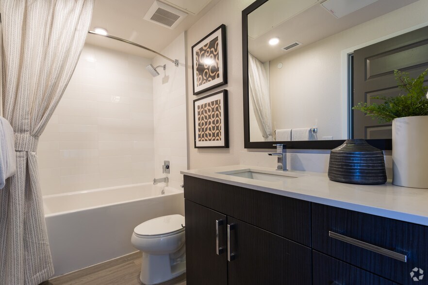 More Photos Of 2401 Blake St, Denver Apartments For Lease