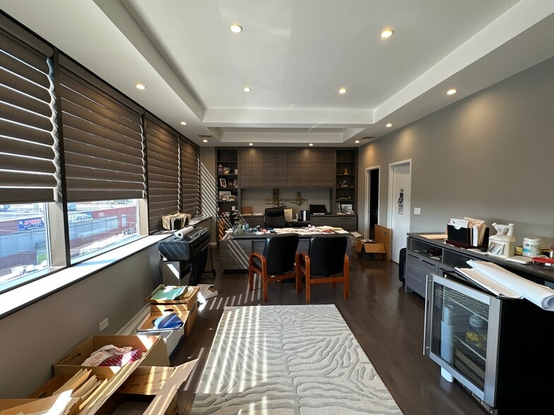 More Photos Of 46-27 54th Rd, Maspeth Industrial For Lease