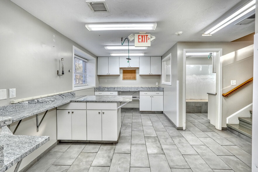 More Photos Of 1342 Main St, Walpole Medical For Sale