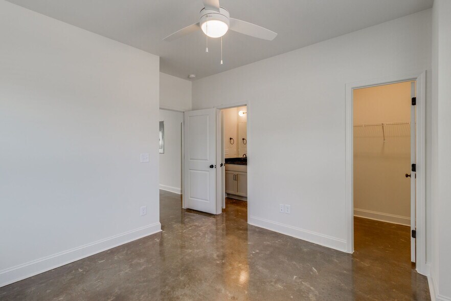 More Photos Of 402 S Saluda Ave, Columbia Apartments For Sale