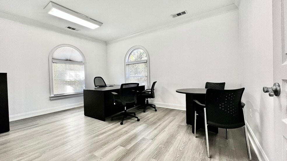 More Photos Of 4080 McGinnis Ferry Rd, Alpharetta Office For Lease