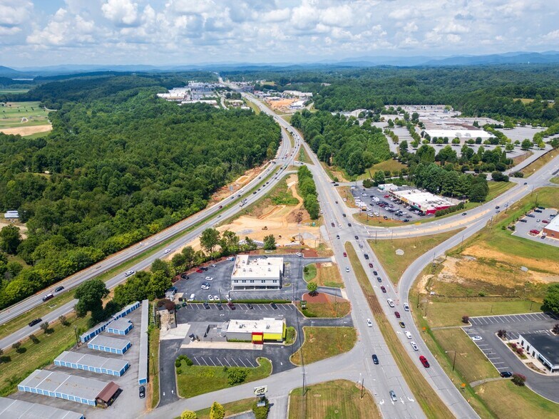 More Photos Of 1429 US Highway 421, Wilkesboro Fast Food For Lease