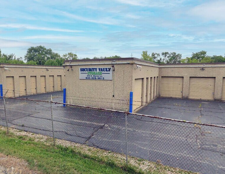 Primary Photo Of 200 Manor Ln, Villa Park Specialty For Sale