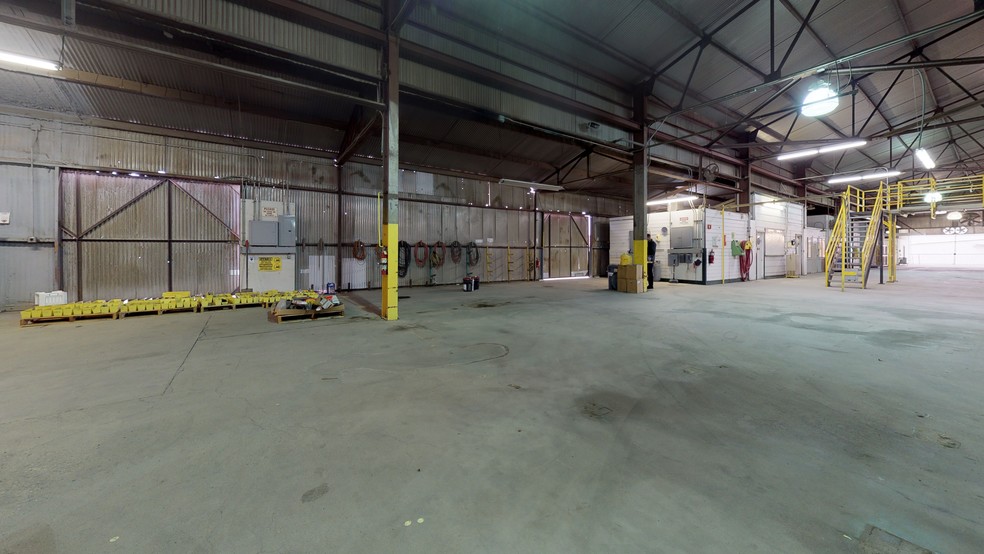 More Photos Of 818 S Derby St, Arvin Refrigeration Cold Storage For Sale