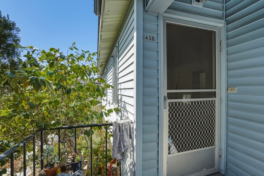More Photos Of 428-438 Rosemont St, La Jolla Apartments For Sale