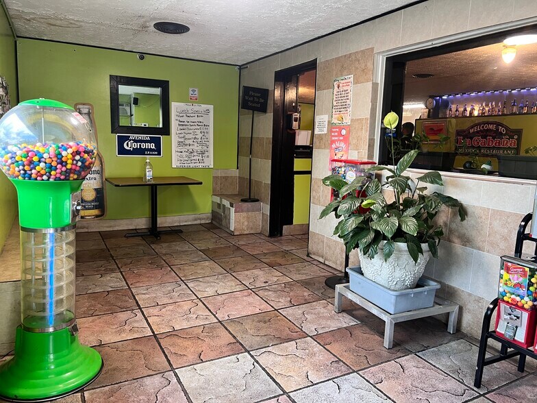 More Photos Of 118 Gadsden Rd Sw, Cave Spring Restaurant For Sale