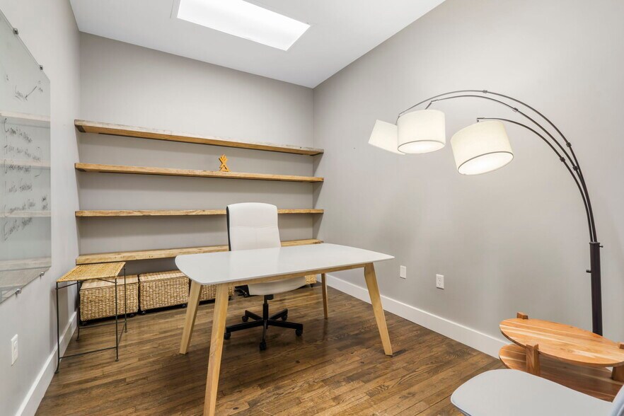 More Photos Of 429-431 N Boonville Ave, Springfield General Retail For Lease