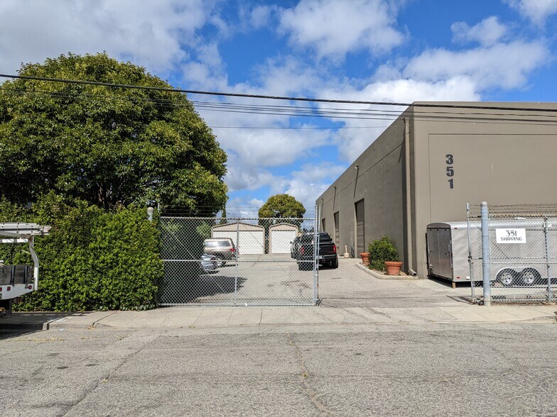 More Photos Of 351 Demeter St, East Palo Alto Warehouse For Lease