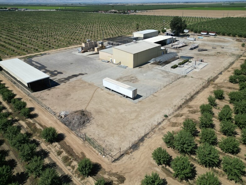 More Photos Of 13649 Weedpatch Hwy, Bakersfield Refrigeration Cold Storage For Sale