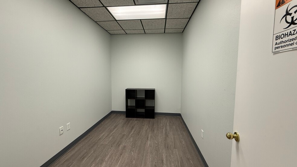 More Photos Of 1941 E 37th St, Odessa Office For Sale