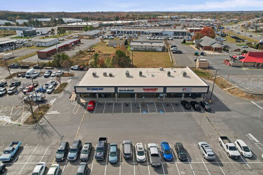 More Photos Of 814 NC Highway 24 27 Byp, Albemarle General Retail For Lease