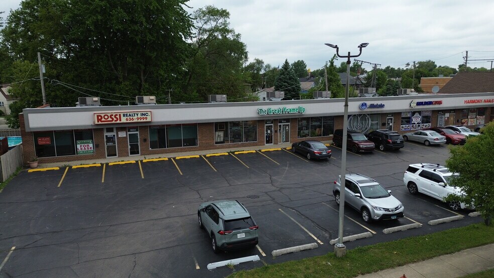 More Photos Of 9544-9554 Southwest Hwy, Oak Lawn Unknown For Lease