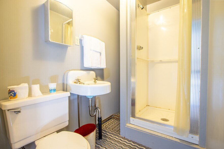 More Photos Of 263 Como Rd, Lake Como Specialty For Sale