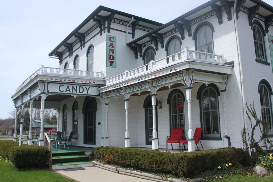 More Photos Of 340 W Cleveland Rd, Granger Storefront For Lease