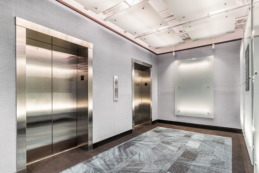 More Photos Of 555 S Old Woodward Ave, Birmingham Office For Lease