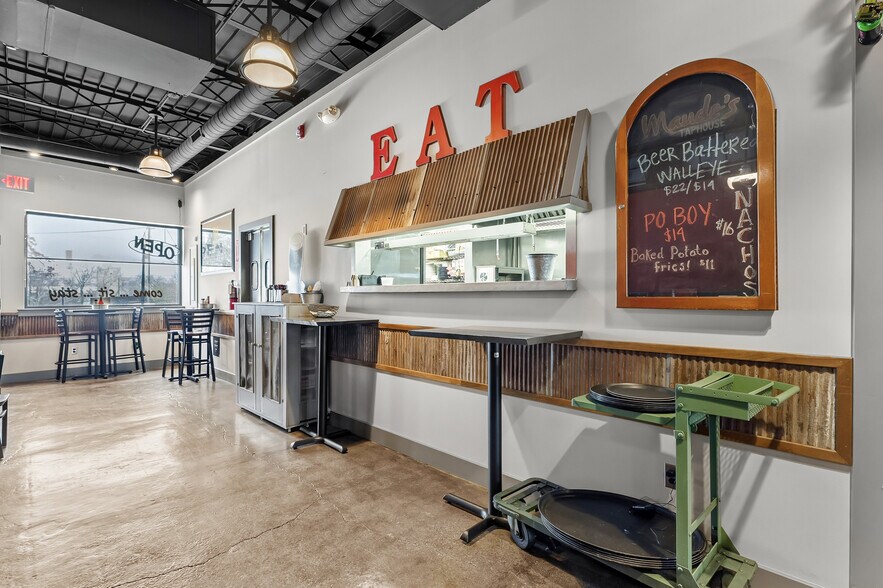 More Photos Of 117 E Allegan St, Otsego General Retail For Sale