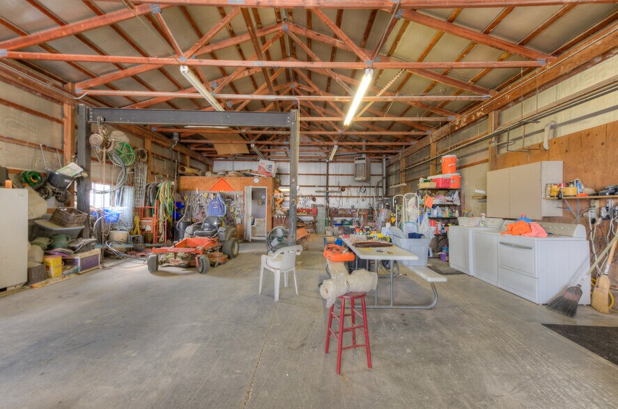 More Photos Of 475 W New Monee Rd, Crete Horse Stables For Sale