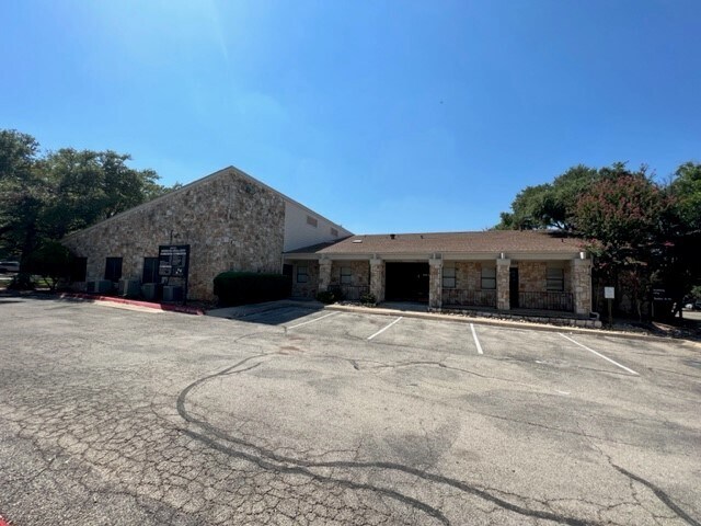 More Photos Of 12501 Hymeadow Dr, Austin Unknown For Lease