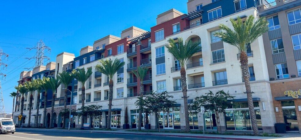 Primary Photo Of 7400 Center Ave, Huntington Beach Apartments For Lease