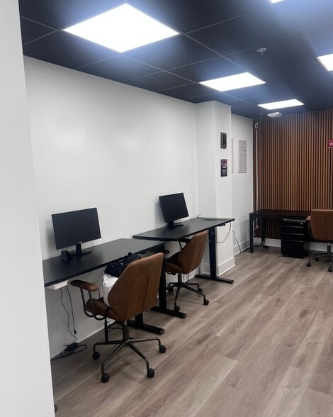 More Photos Of 160-164 N 2nd St, Philadelphia Apartments For Lease