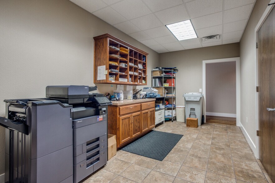 More Photos Of 660 W FM 2410 Rd, Harker Heights Medical For Sale