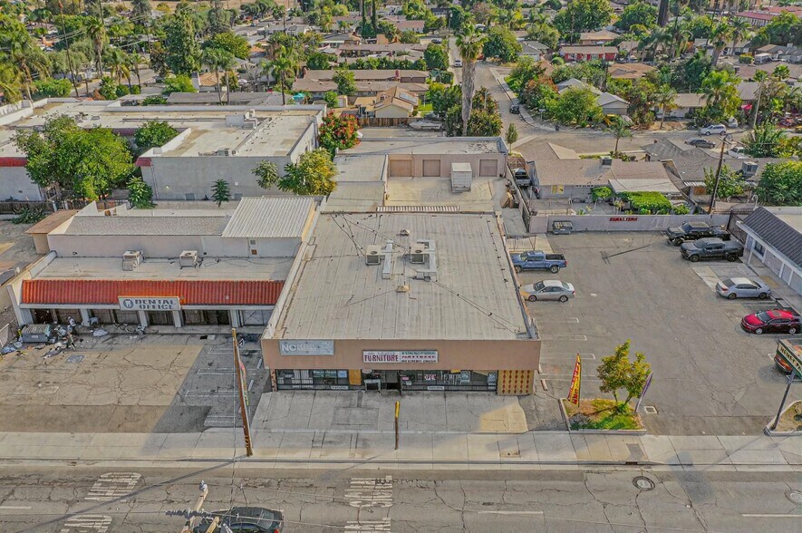 More Photos Of 280 N San Jacinto St, Hemet Freestanding For Sale