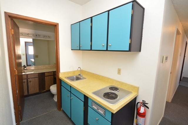 More Photos Of 1026 N Columbus Blvd, Tucson Light Manufacturing For Sale