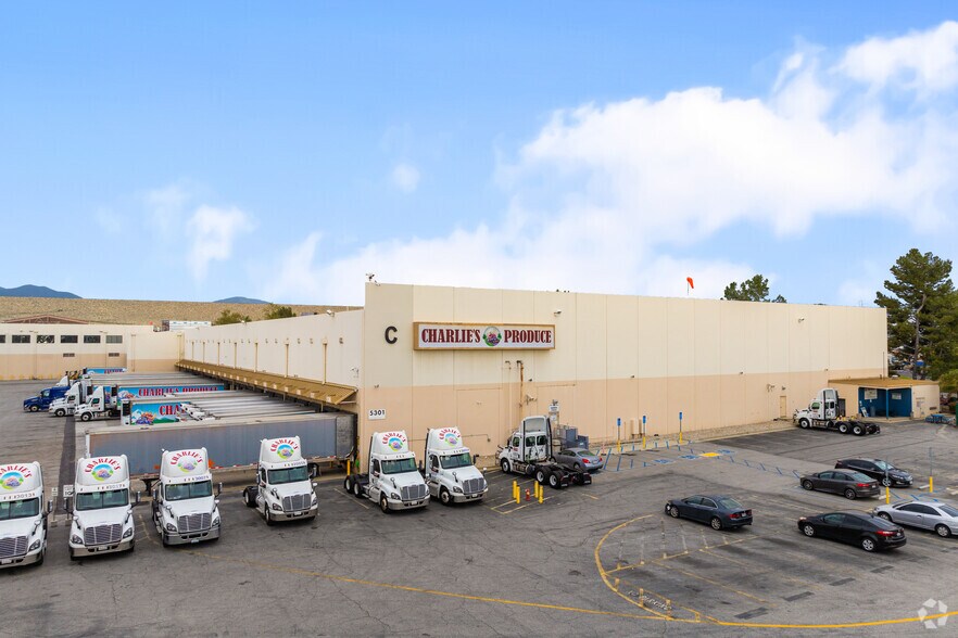 More Photos Of 5301 Rivergrade Rd, Irwindale Refrigeration Cold Storage For Lease