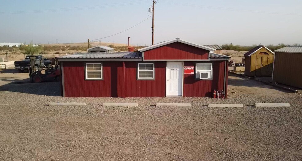 More Photos Of 32105 W Salome Hwy, Arlington Land For Lease