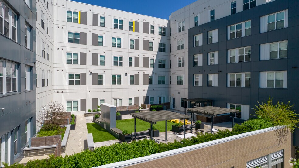 More Photos Of 1400 N High St, Columbus Apartments For Lease