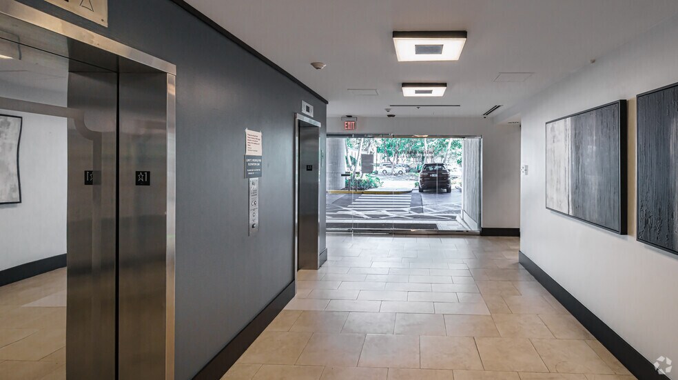 More Photos Of 8211 W Broward Blvd, Plantation Office For Lease