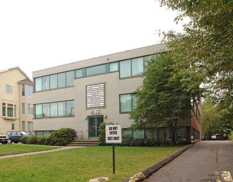 More Photos Of 645 Farmington Ave, Hartford Medical For Lease