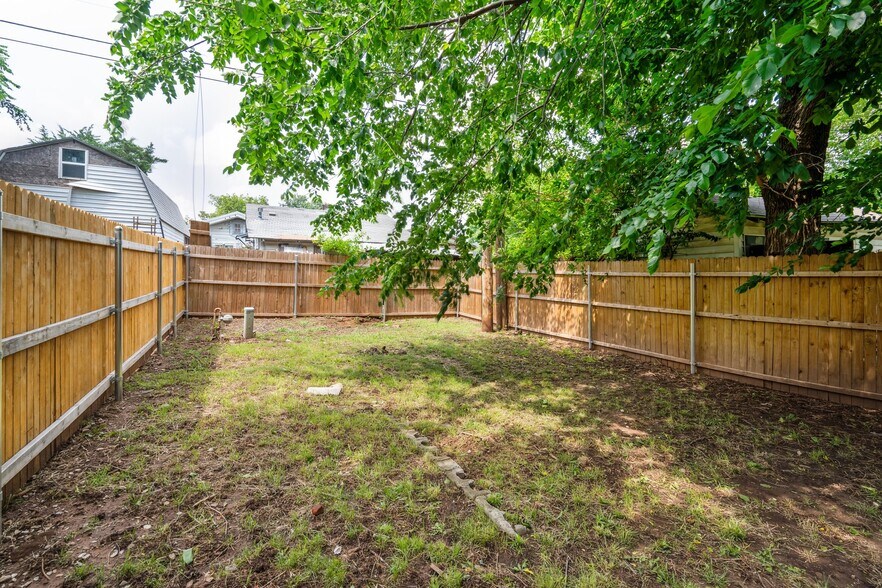 More Photos Of 2123 W Park Pl, Oklahoma City Specialty For Sale