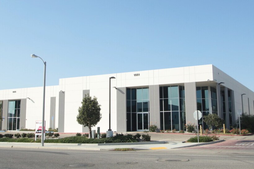 Primary Photo Of 1551 Pacific Ave, Oxnard Manufacturing For Lease
