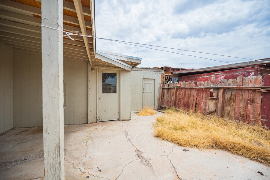 More Photos Of 5900 Cassedy Ln, Las Vegas Apartments For Sale
