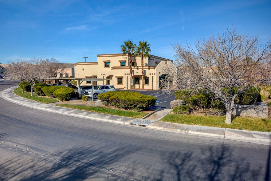 More Photos Of 313 Pilot Rd, Las Vegas Light Distribution For Sale