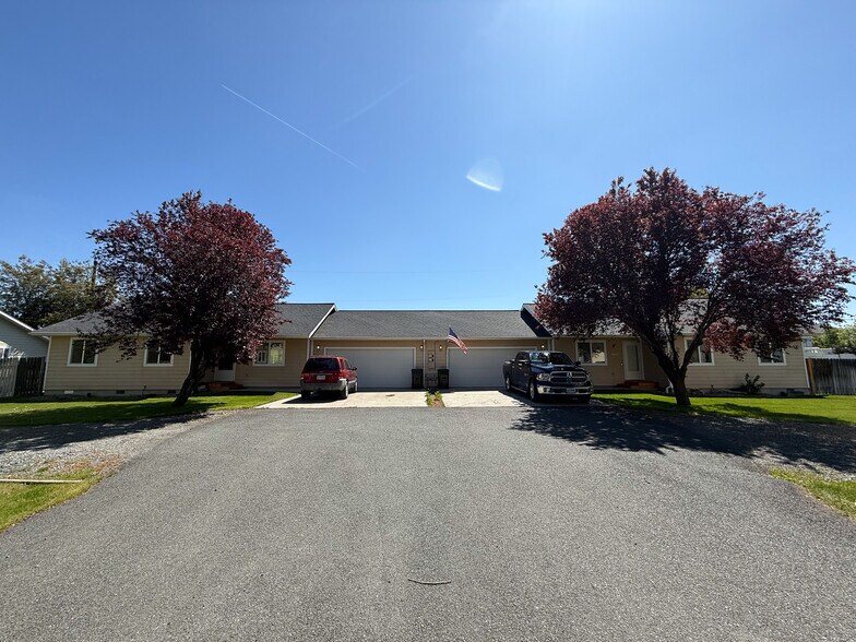 More Photos Of 3010 Elm St, Baker City Apartments For Sale