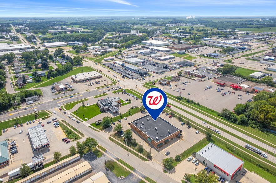 More Photos Of 717 8th Ave, Monroe Drugstore For Sale