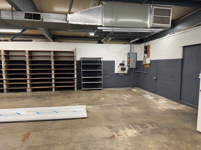 More Photos Of 1218 N Bragg Blvd, Spring Lake Freestanding For Sale