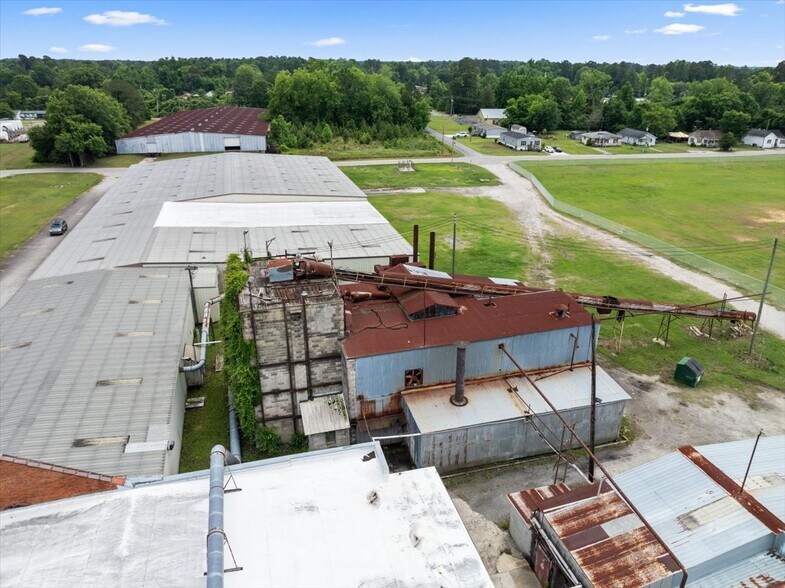 More Photos Of 119 E 6th Ave, Pamplico Industrial For Sale