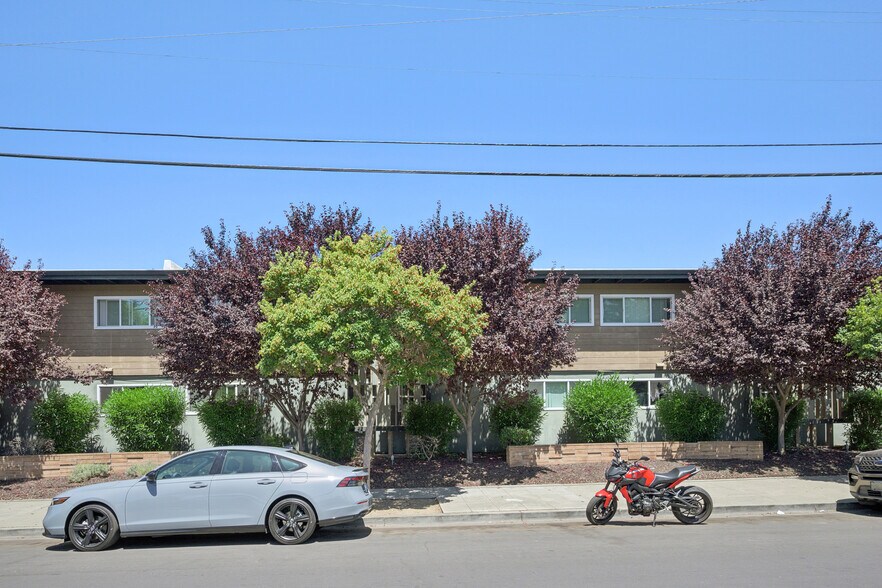 More Photos Of 550 Berry Ave, Hayward Apartments For Sale