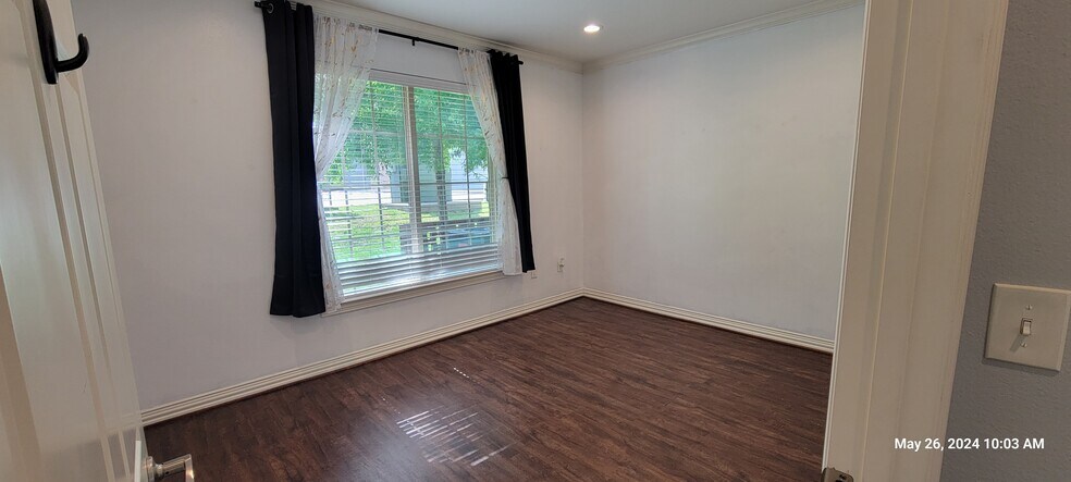 More Photos Of 8668 John Hickman Pky, Frisco Medical For Lease