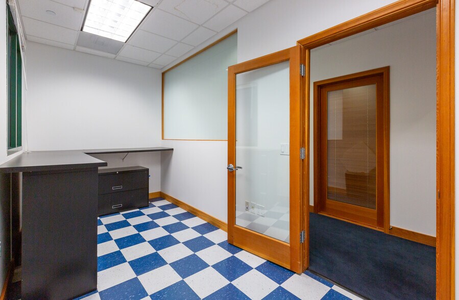 More Photos Of 27345 Ortega Hwy, San Juan Capistrano Office For Lease