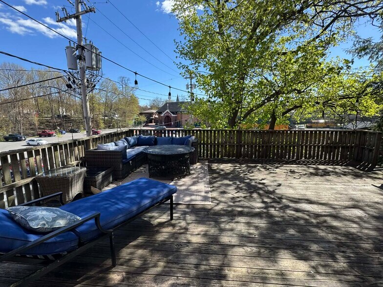 More Photos Of 127 Main St, Cooperstown Storefront For Sale