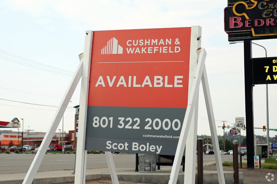 More Photos Of 880 W Riverdale Rd, Ogden Freestanding For Sale