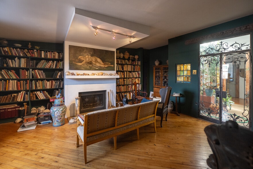 More Photos Of 230-234 Ferry St, Easton Loft Creative Space For Sale