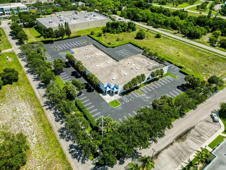 More Photos Of 3231 NW 7th Ave, Boca Raton Research And Development For Sale