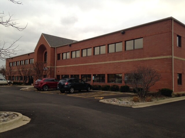 More Photos Of 1530 N Randall Rd, Elgin Medical For Lease